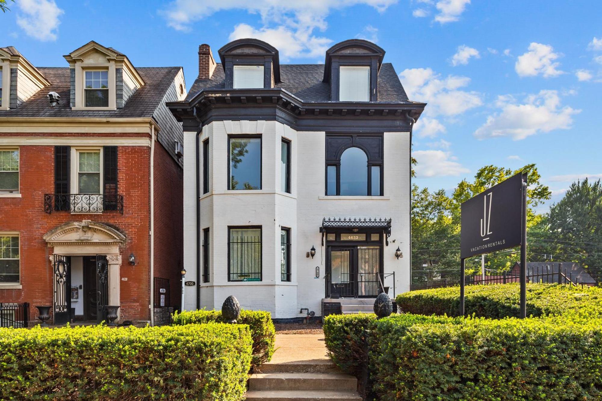 West End Whimsy | Jz Vacation Rentals Tower Grove Экстерьер фото