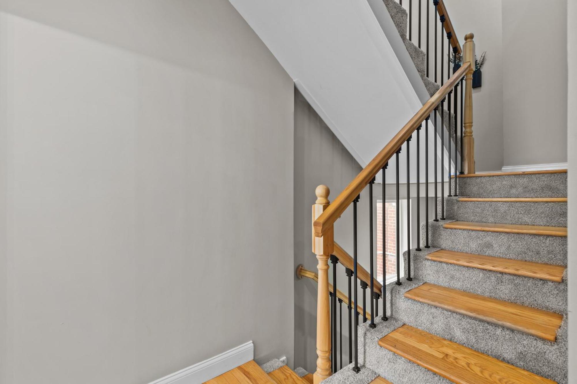 West End Whimsy | Jz Vacation Rentals Tower Grove Экстерьер фото