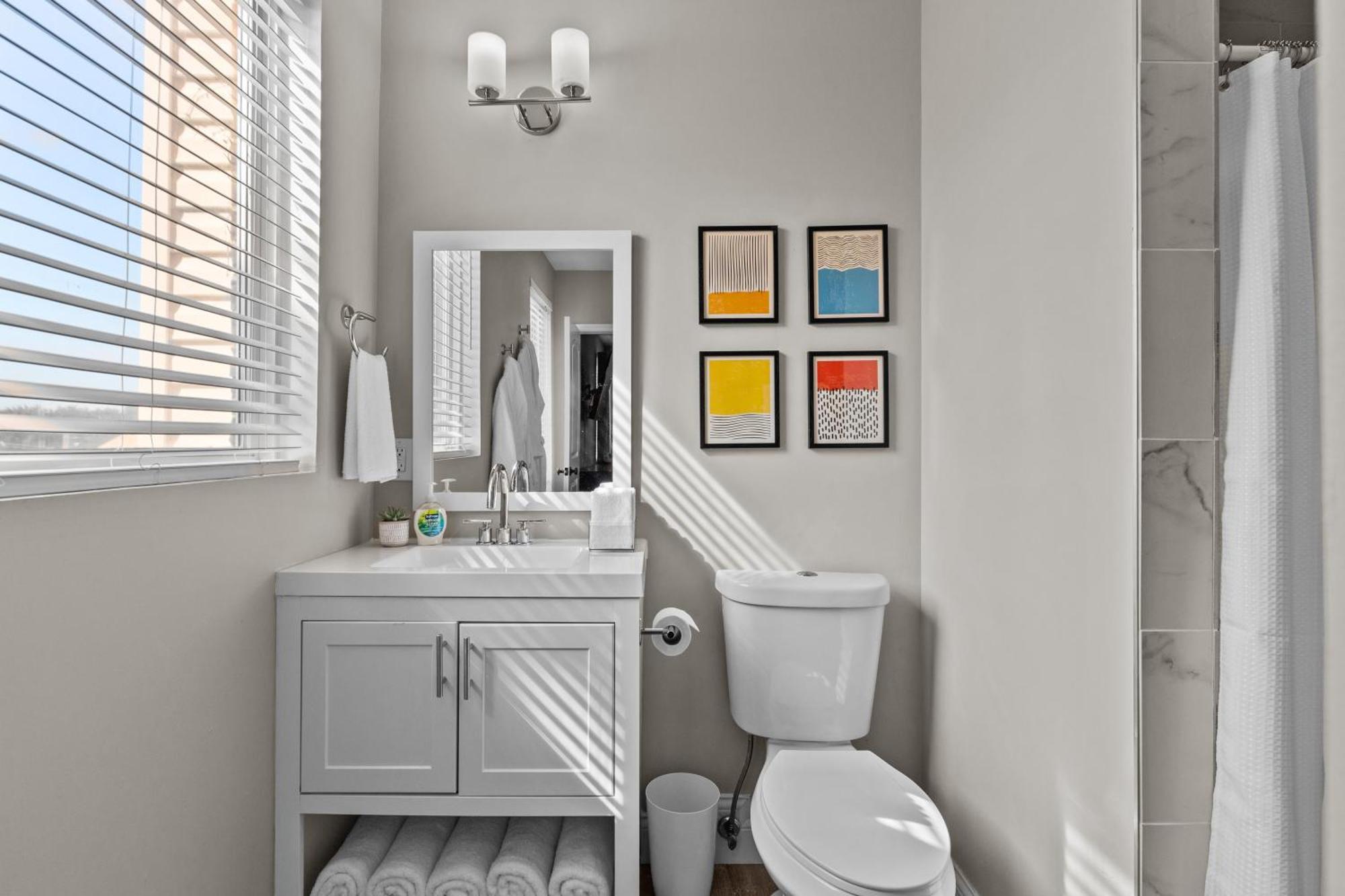 West End Whimsy | Jz Vacation Rentals Tower Grove Экстерьер фото